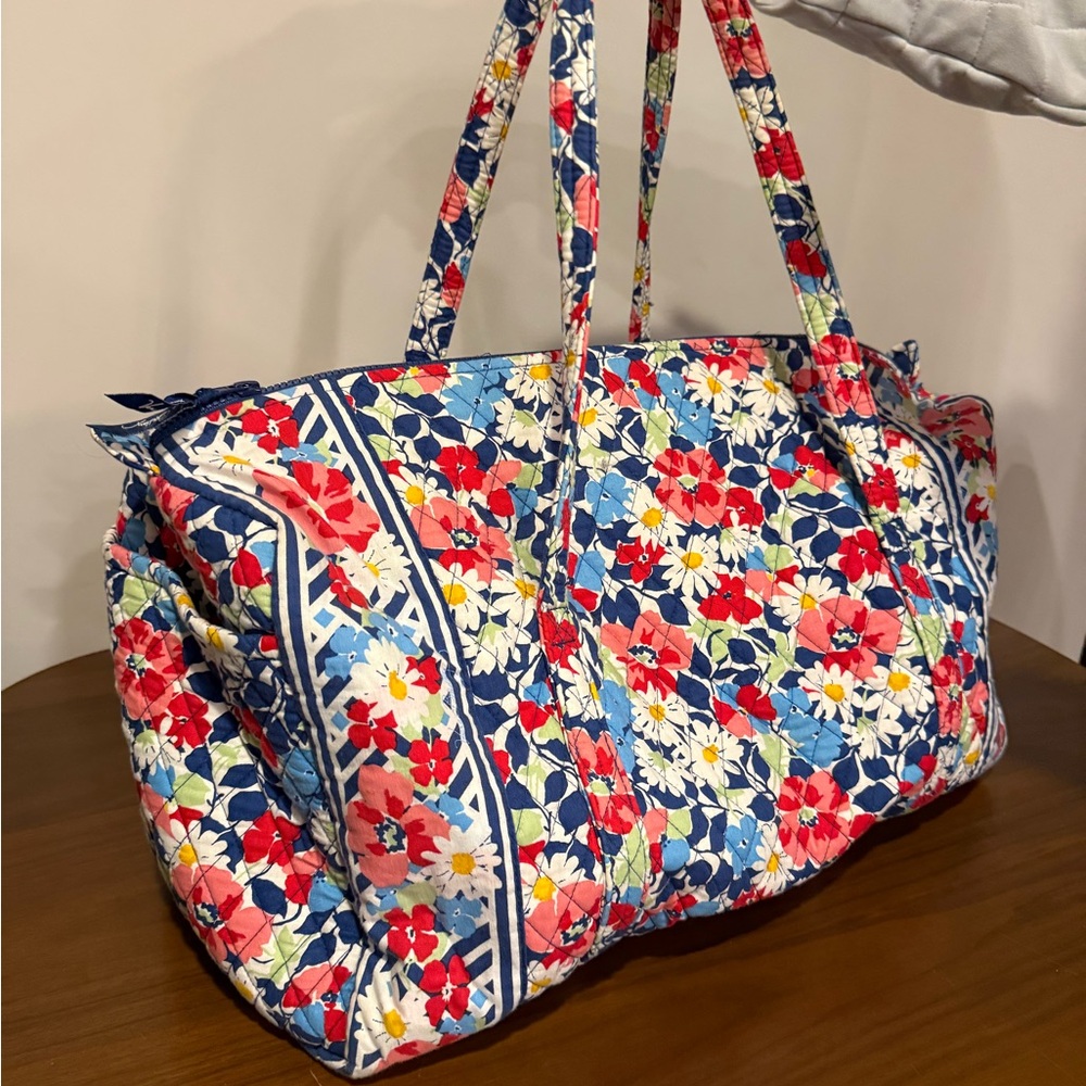 Vera Bradley Navy and White Geometric Tote